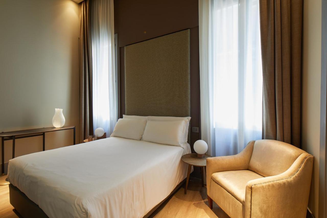 Small Double Room,1433404774:JPEG