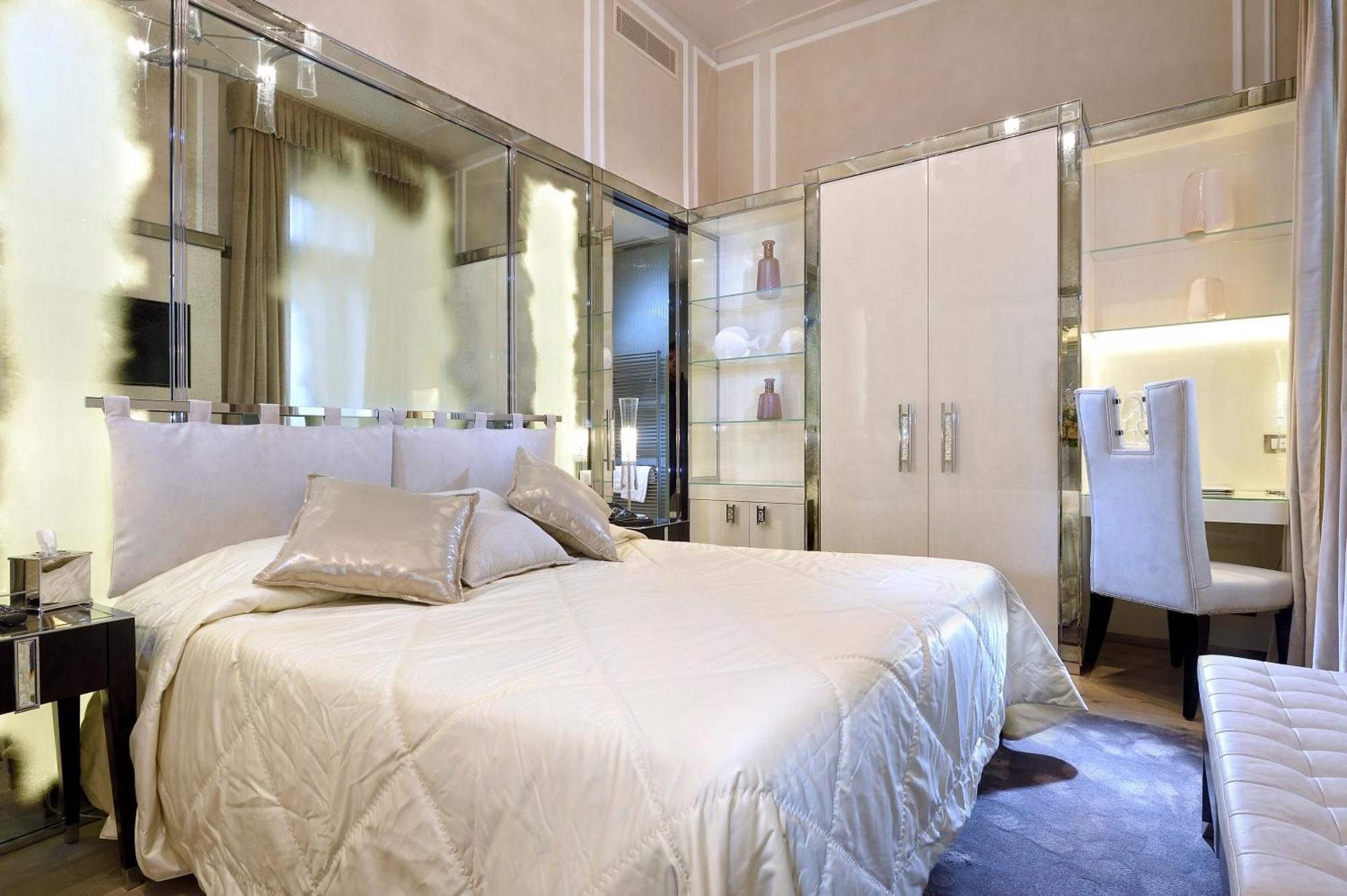 Executive Suite,1120952928:JPEG